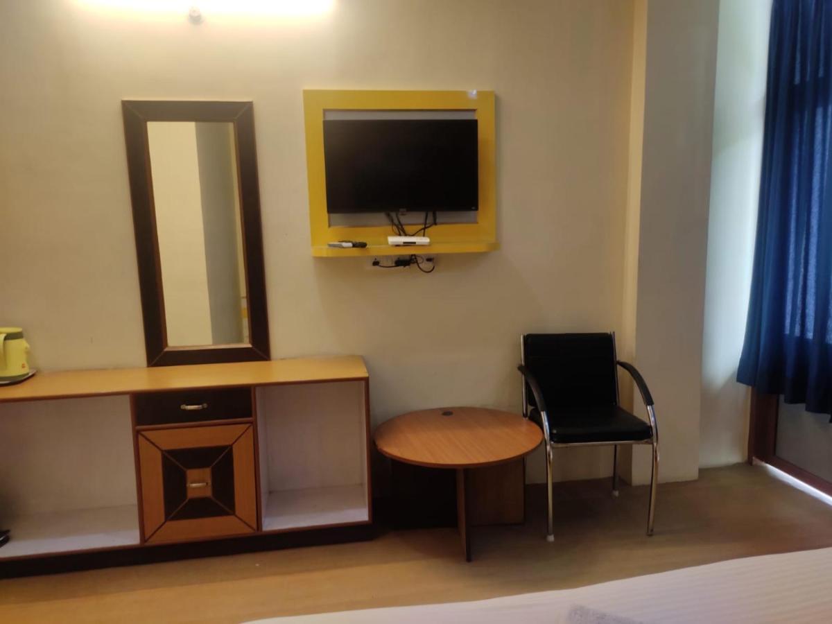 Hotel Amandeep 다람샬라 외부 사진