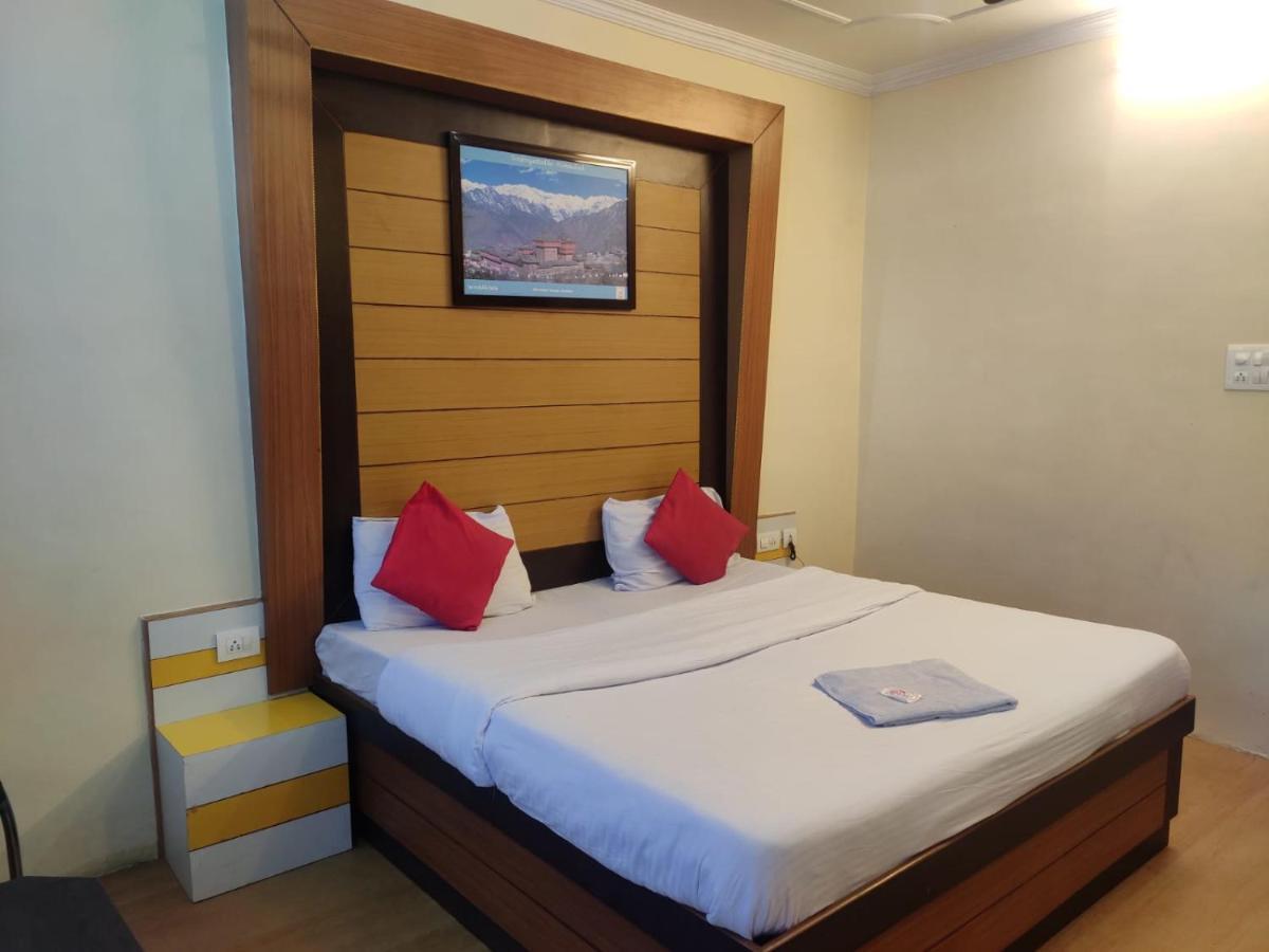 Hotel Amandeep 다람샬라 외부 사진