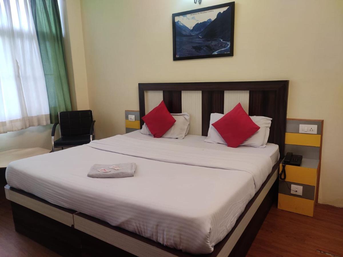 Hotel Amandeep 다람샬라 외부 사진