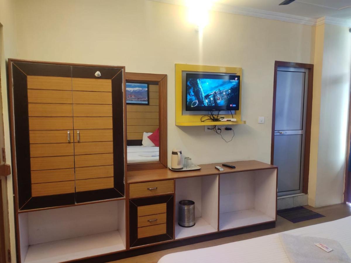 Hotel Amandeep 다람샬라 외부 사진